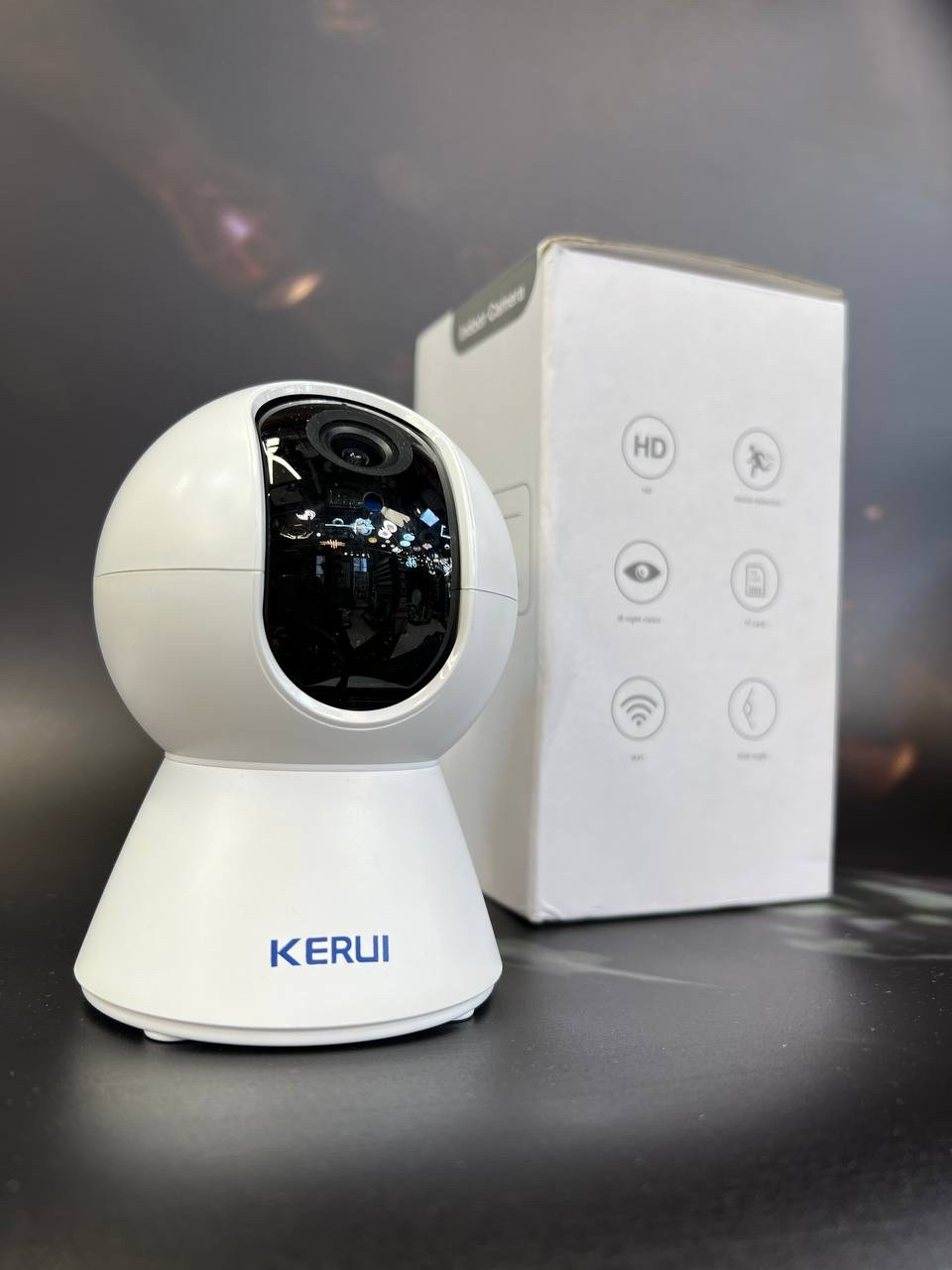 Поворотна IP WIFI камера відеоспостереження відеоняня зі звуком Kerui K529 Tuya №1